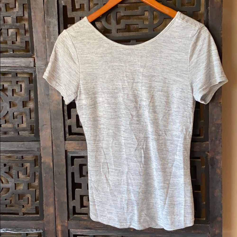 Tee shirt